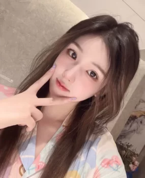 美乳青春靓丽性感妹妹