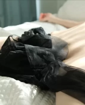 刚刚破处的嫩妹