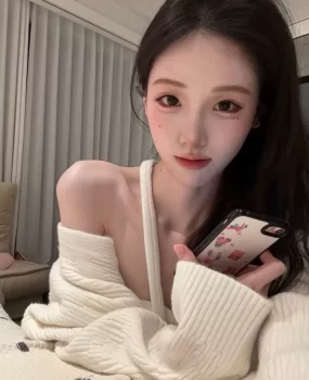 常熟小美女性感长腿柔情似水