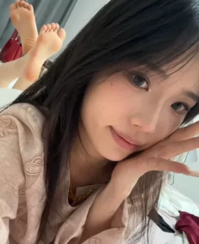 红牌楼小嫩妹