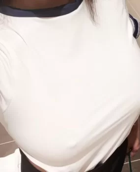 可爱大胸萝莉