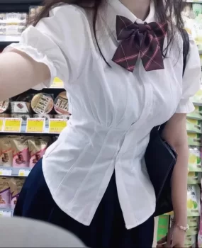 贵阳花果园水多多妹子