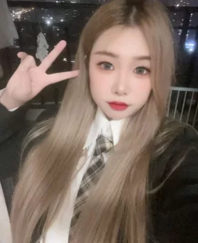 01年丰满小妹妹